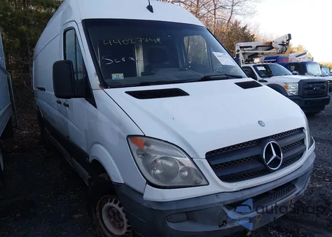 2011 Mercedes-Benz Sprinter 2500 High Roof from USA, damaged, VIN WD3PE8CB6B5602283